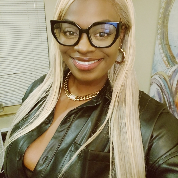 Meet your Posher, Genesis - Picture 1 of 1